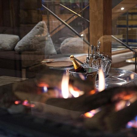 Hotel-Chalet Les Ecureuils Restaurant, Piscine, Garage Le Grand-Bornand Esterno foto
