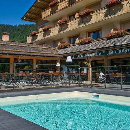Hotel-Chalet Les Ecureuils Restaurant, Piscine, Garage Le Grand-Bornand Esterno foto
